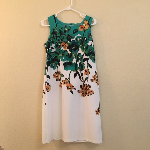 Alyx Dresses & Skirts - Green and White Floral